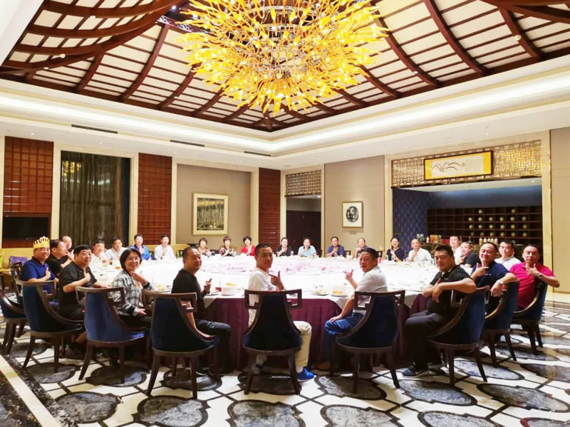 感恩有您，一路同行--熱烈歡迎保定包裝協(xié)會蒞臨信川參觀指導！