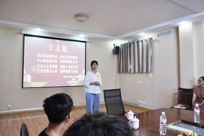 熱烈祝賀信川機(jī)械職工子弟金榜題名！