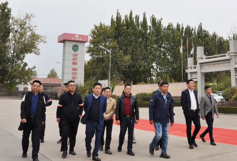 熱烈歡迎華商書(shū)院物流包裝聯(lián)盟蒞臨山東天利源參觀交流！